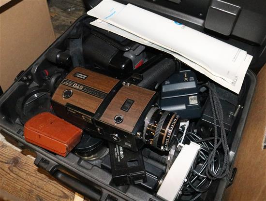 Quantity of old cameras